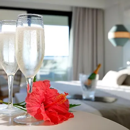 Grand Palladium Garden & Resort 5*